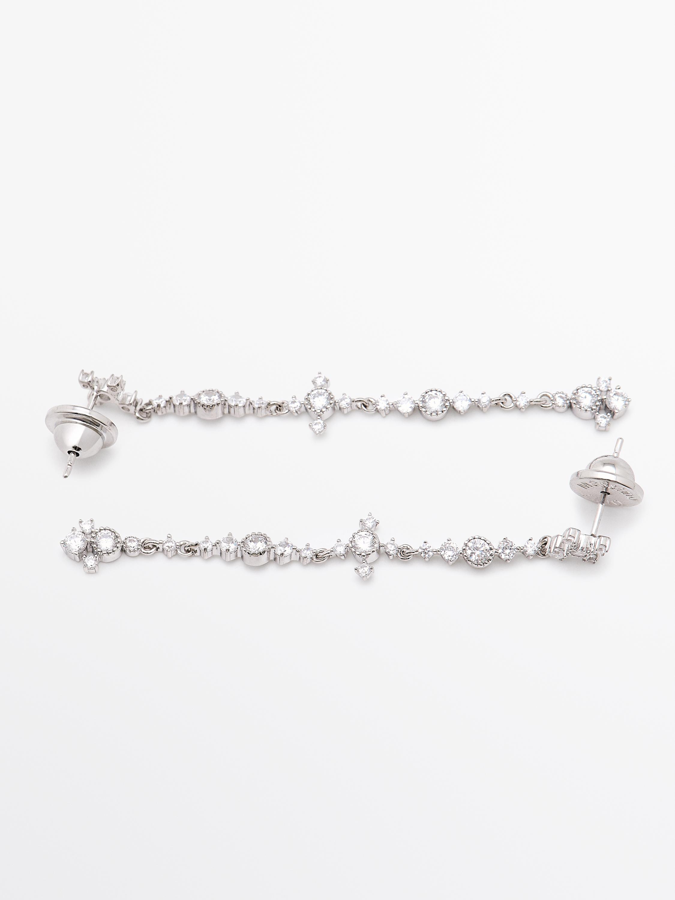 Boucles d’oreilles pendantes brillants